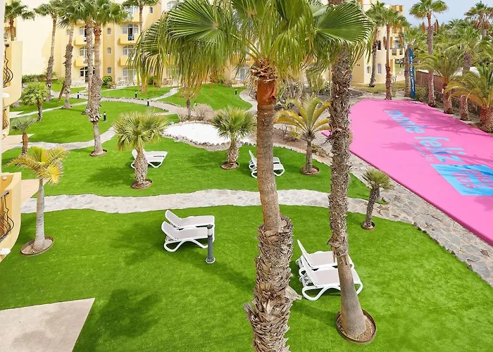 Sport Monte Feliz - Powered By Playitas Апарт-отель