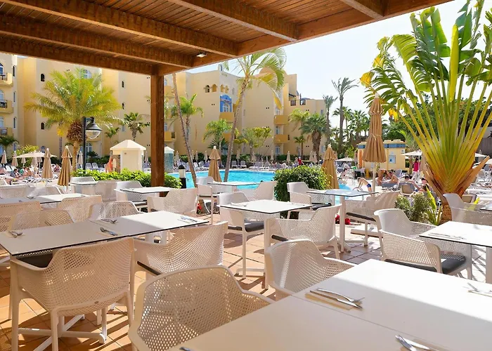 Апарт-отель Sport Monte Feliz - Powered By Playitas Плайя-дель-Агила